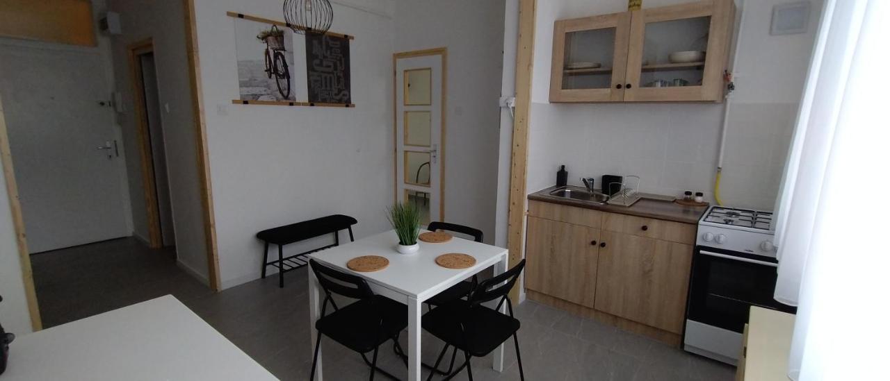 Blue Moon Apartman Eger Exterior foto