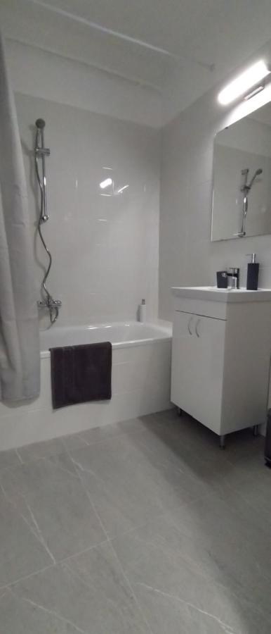 Blue Moon Apartman Eger Exterior foto