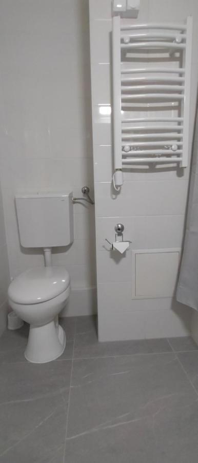 Blue Moon Apartman Eger Exterior foto
